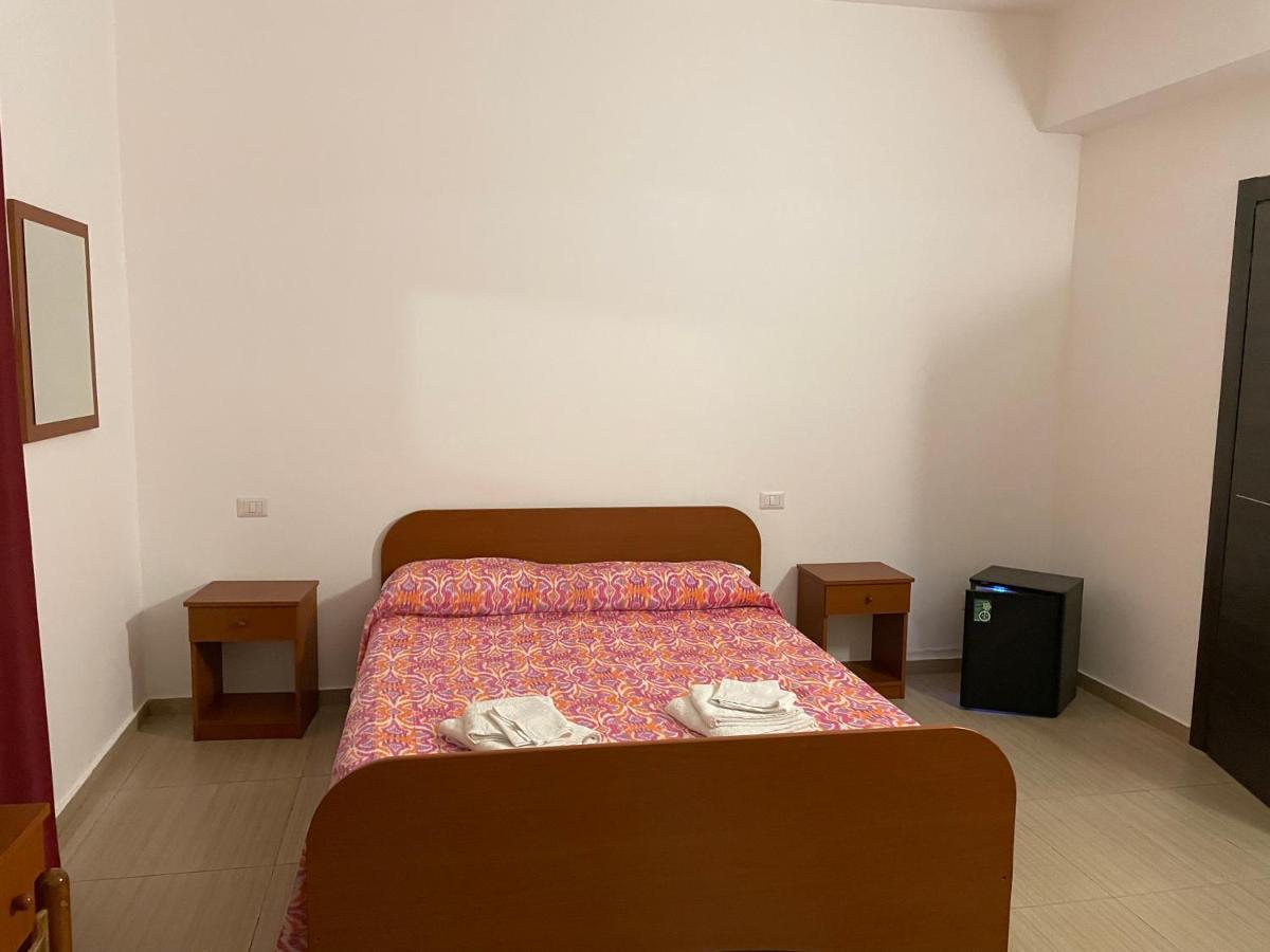 B&B Cuciti Milazzo Bagian luar foto